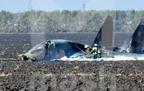 Авіакатастрофа Су-34 у РФ: соцмережі повідомили подробиці про винищувач