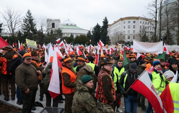 ЄС представить нові пропозиції для протестуючих фермерів – єврокомісар