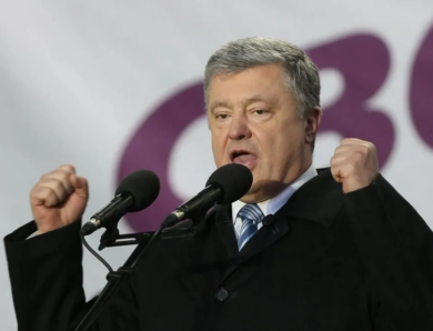 Порошенко піариться на ЗСУ за рахунок несплачених податків – військовий