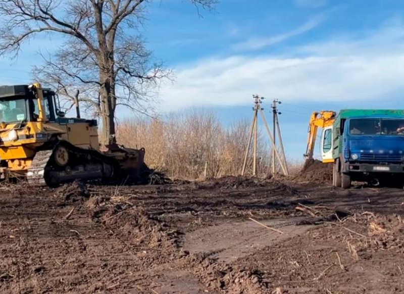 На Чернігівщині зрівняли з землею кладовище жертв Голодомору