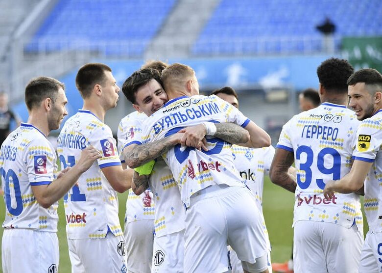 Буковина – Динамо: Онлайн-трансляція матчу Кубка України