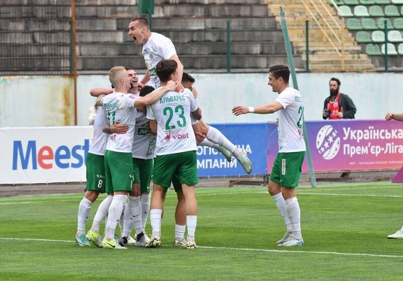 Дербі львівських команд: Карпати переграють Рух