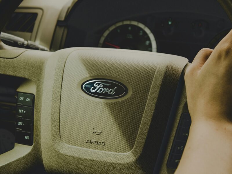 Ford відкликає понад 148 тисяч авто в США