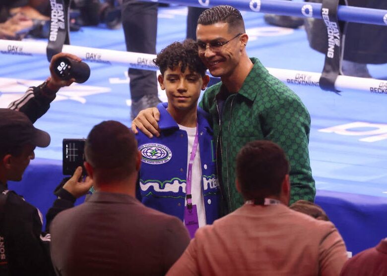 Канело запросив Роналду на свій майбутній бій