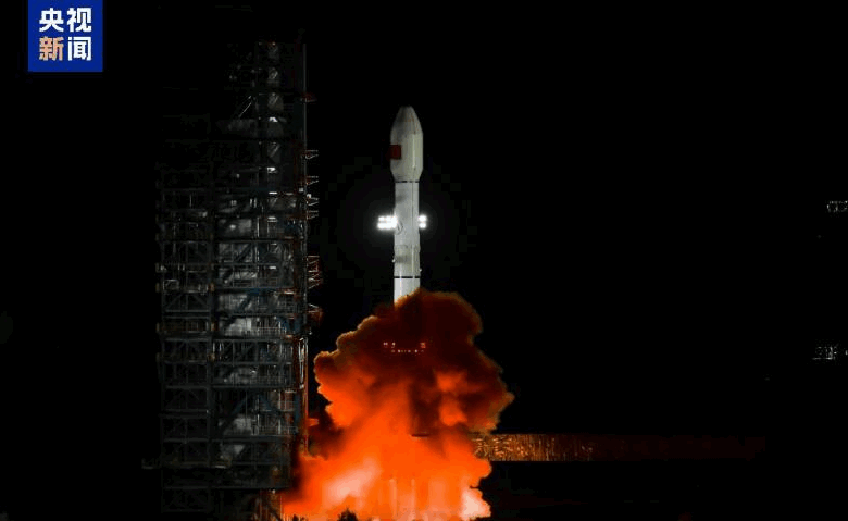 КНР запустила у космос новий супутник-ретранслятор