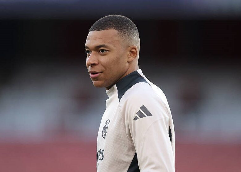 Легендарний футболіст оцінив шанси Мбаппе на Золотий м’яч