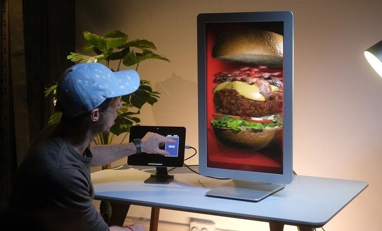 Looking Glass показала панель, що відображає 3D об’єкти без окулярів