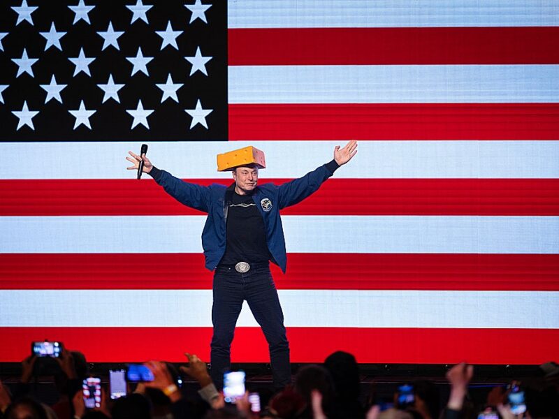 Маск проти тарифної війни. Перша сварка з Трампом
