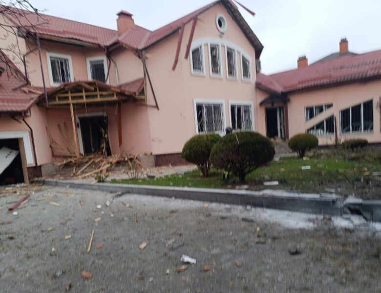 На Київщині через атаку дронів пошкоджені будинки, є поранений