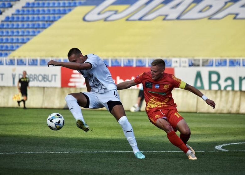 Перенесений матч УПЛ: Інгулець переміг Зорю