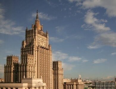РФ висилає двох румунських дипломатів