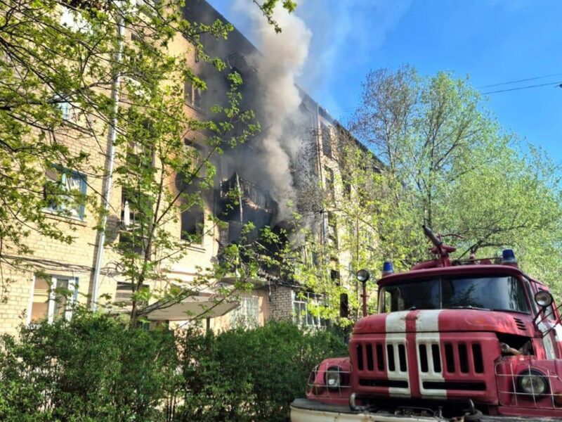 Росіяни атакували селище під Куп’янськом, загорівся будинок
