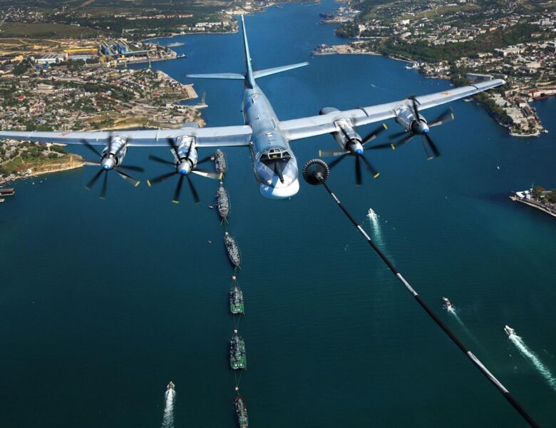 Росіяни підняли в небо бомбардувальники