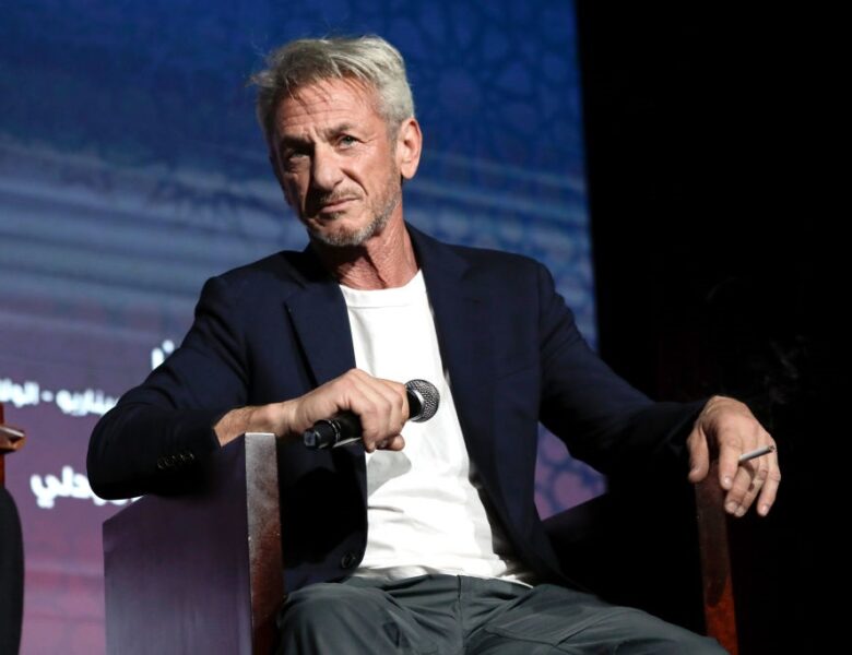 Шон Пенн приїхав до українських спецпризначенців у Кропивницький