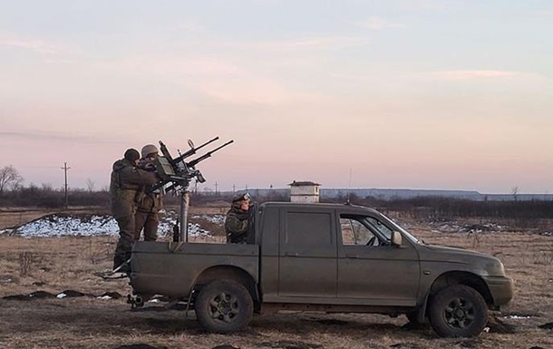 Сили ППО вночі збили 85 з 145 російських дронів