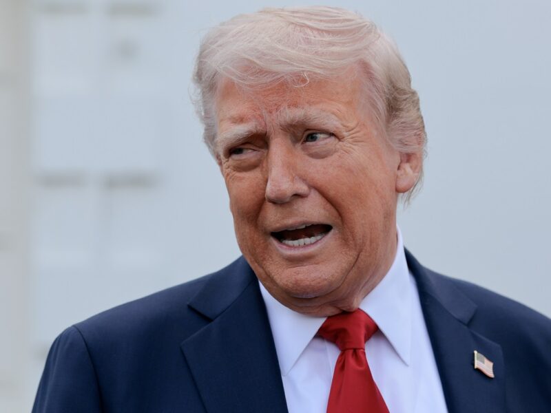 Трамп заявив, що хотів би бути Папою Римським