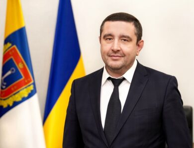 У банківській комірці голови Одеської облради знайшли понад $200 тисяч