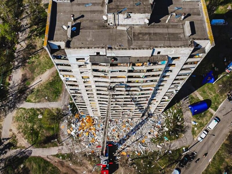 У Харкові завершили аварійно-рятувальні роботи після обстрілу міста