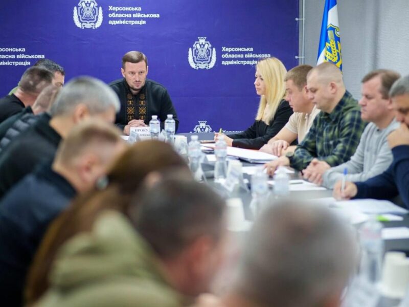 У Херсонській області заборонили вмикати світло вночі на Великдень