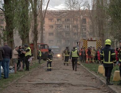 У Києві оголосили День жалоби за жертвами атаки РФ