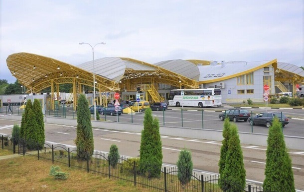 У пункті пропуску Ягодин відновили рух на в’їзд в Україну