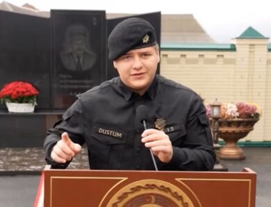 У сина Кадирова виявилось інше ім’я та два паспорти – ЗМІ