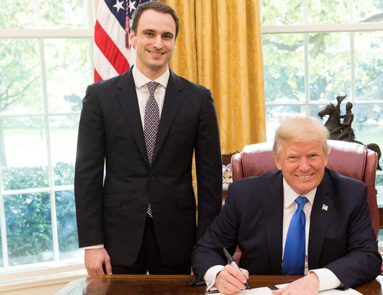 У Трампа заявили, що технології США можуть “маніпулювати простором і часом”