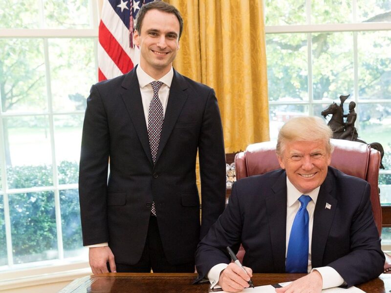 У Трампа заявили, що технології США можуть “маніпулювати простором і часом”