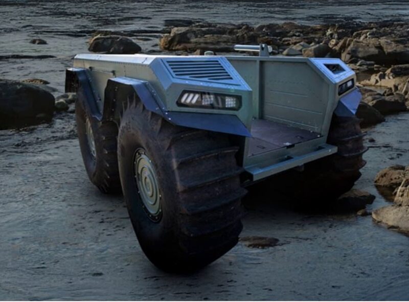 У ЗСУ передали унікальну бронеамфібію UNEX UGV