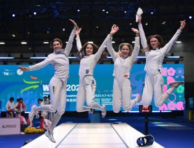 Українські шпажистки стали чемпіонками світу серед юніорів