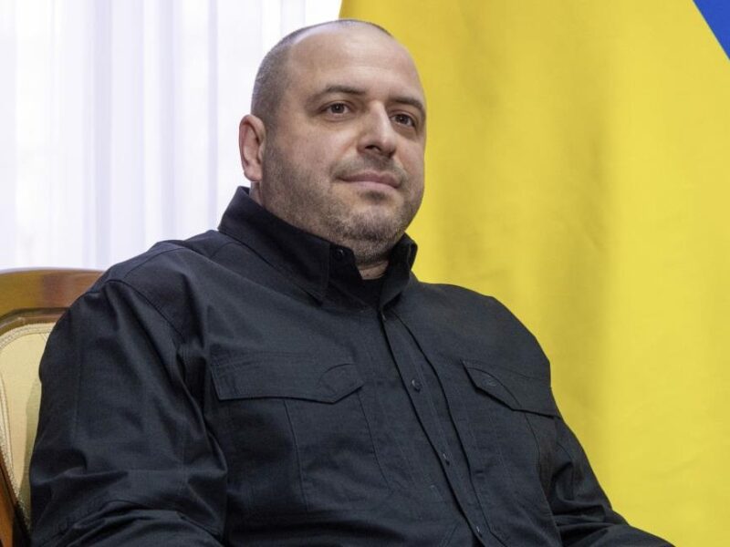Умєров прибув на зустріч “коаліції охочих”
