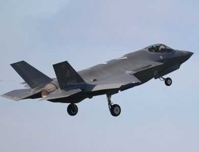 Уперше в історії винищувач F-35 зібрали з двох розбитих літаків