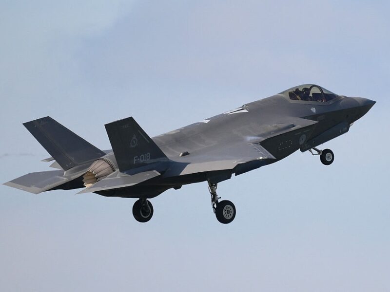 Уперше в історії винищувач F-35 зібрали з двох розбитих літаків