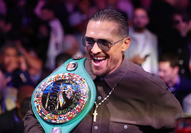 Усик запропонував команді Дюбуа бій у центрі Лондона