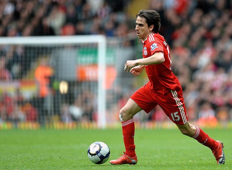 В дім ексфутболіста Ліверпуля кинули гранату