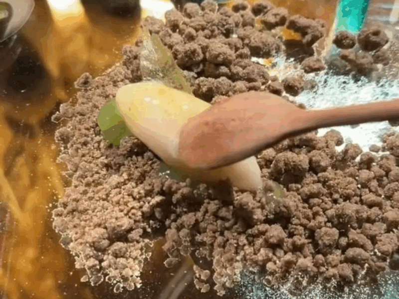 В елітному ресторані Китаю продають десерт із фекалій слона