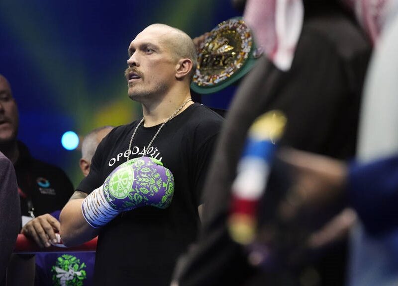 В Італії Усик неочікувано зустрів Паркера: чи буде бій?