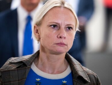Відмовитися від земель. Скандал з Вікторією Спартц
