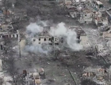 Військові показали зачистку селища Шевченко від окупантів