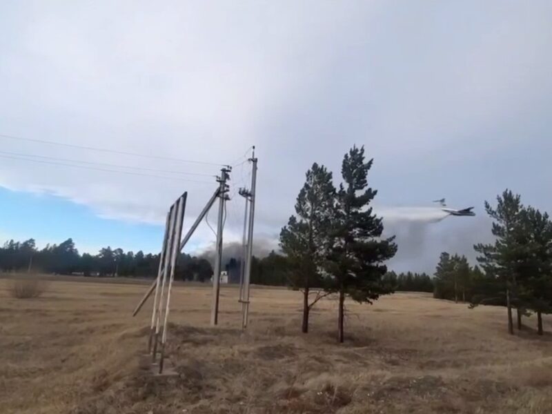 Військовий склад в РФ охопила велика пожежа