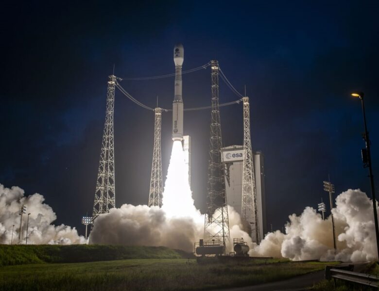 Європейська ракета Vega-C запустила на орбіту науковий супутник