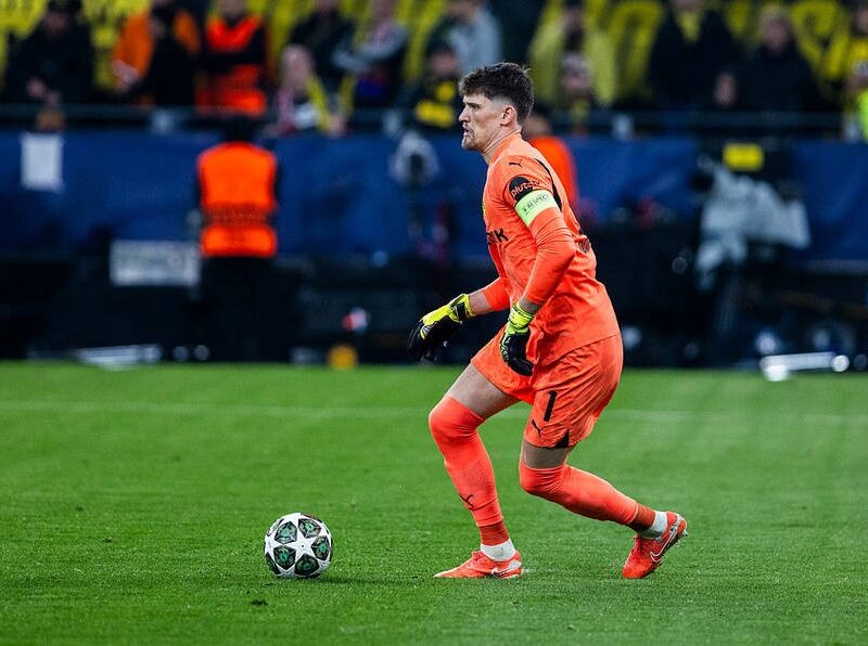 За лідером Боруссії вишикувалася черга з клубів АПЛ