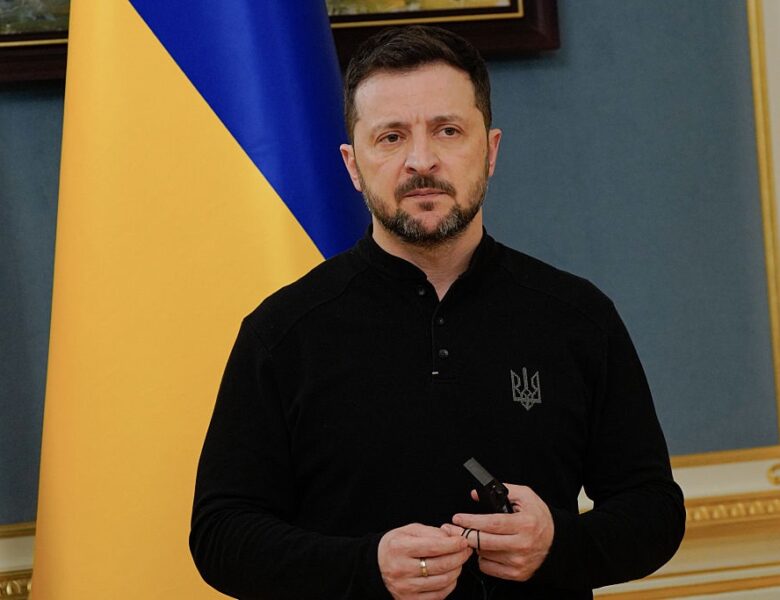 Зеленський пообіцяв “відповідь” за удар по Сумах