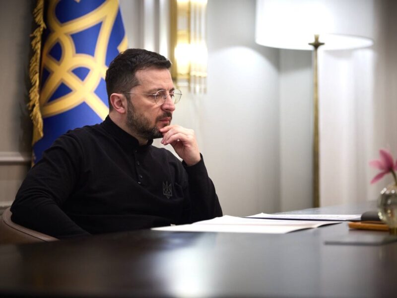 Зеленський заслухав доповіді СЗР і СБУ