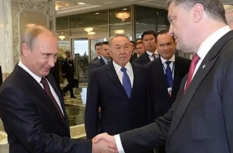 Порошенко заговорив про нафтопровід “Дружба”, але йому швидко нагадали про схеми на трубі з Медведчуком, – Олещук