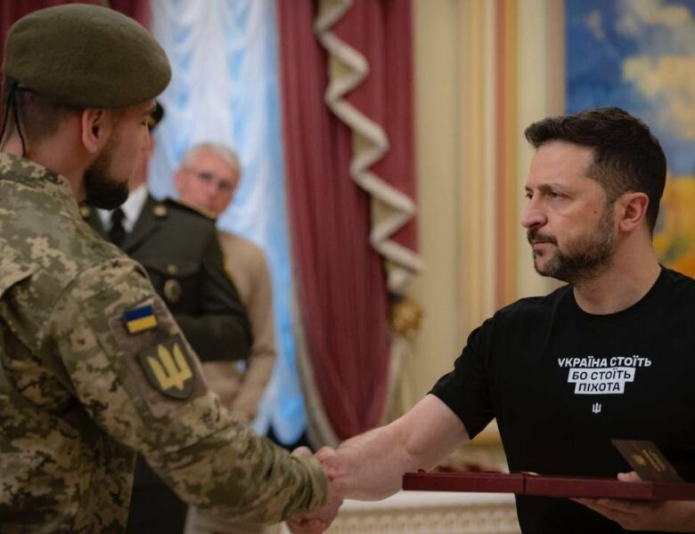 Володимир Зеленський привітав воїнів-піхотинців із Днем піхоти