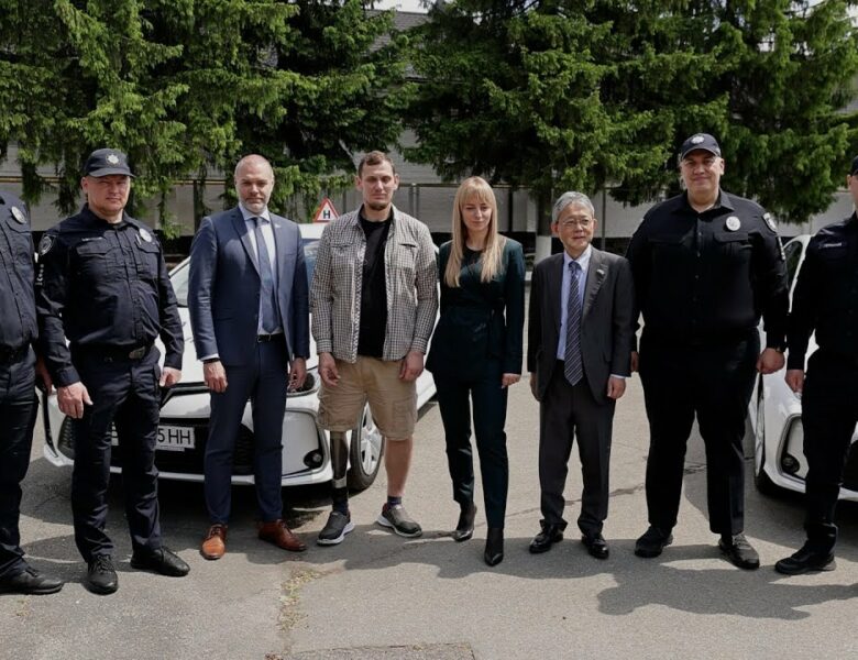 Безбар’єрні автошколи МВС отримали адаптовані автомобілі від ПРООН та Уряду Японії