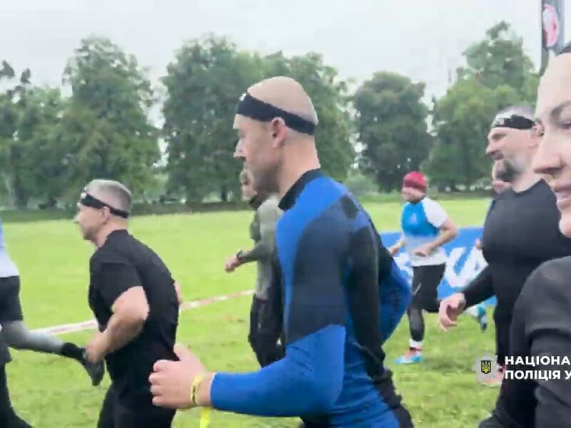 Кіберполіцейські долучилися до благодійного забігу SPARTAN KYIV 2025