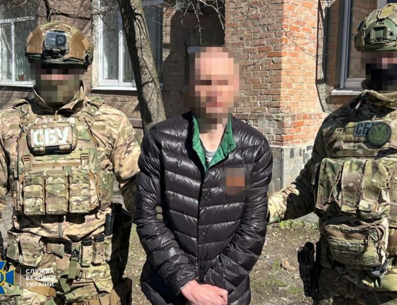 Агент ГРУ коригував удари по військових шпиталях на Полтавщині