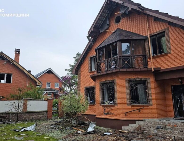 Атака дронів: на Житомирщині пошкоджені будинки